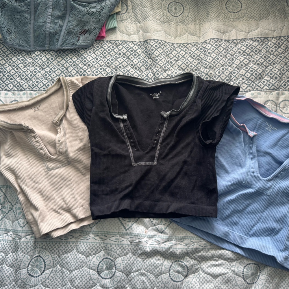Urban Outfitters Black and Cream Fitted Crop Polo T-Shirt
